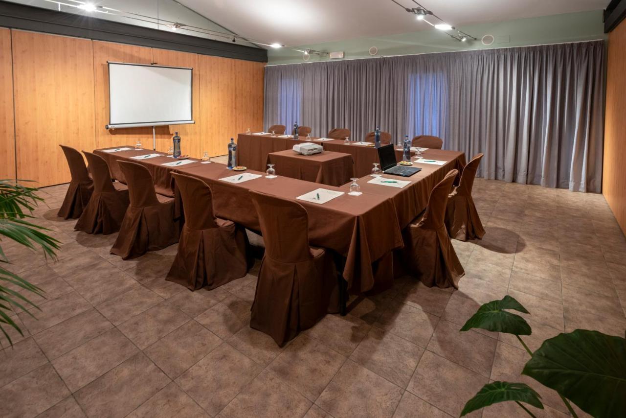 Vilar Rural De Sant Hilari Sacalm By Serhs Hotels Esterno foto