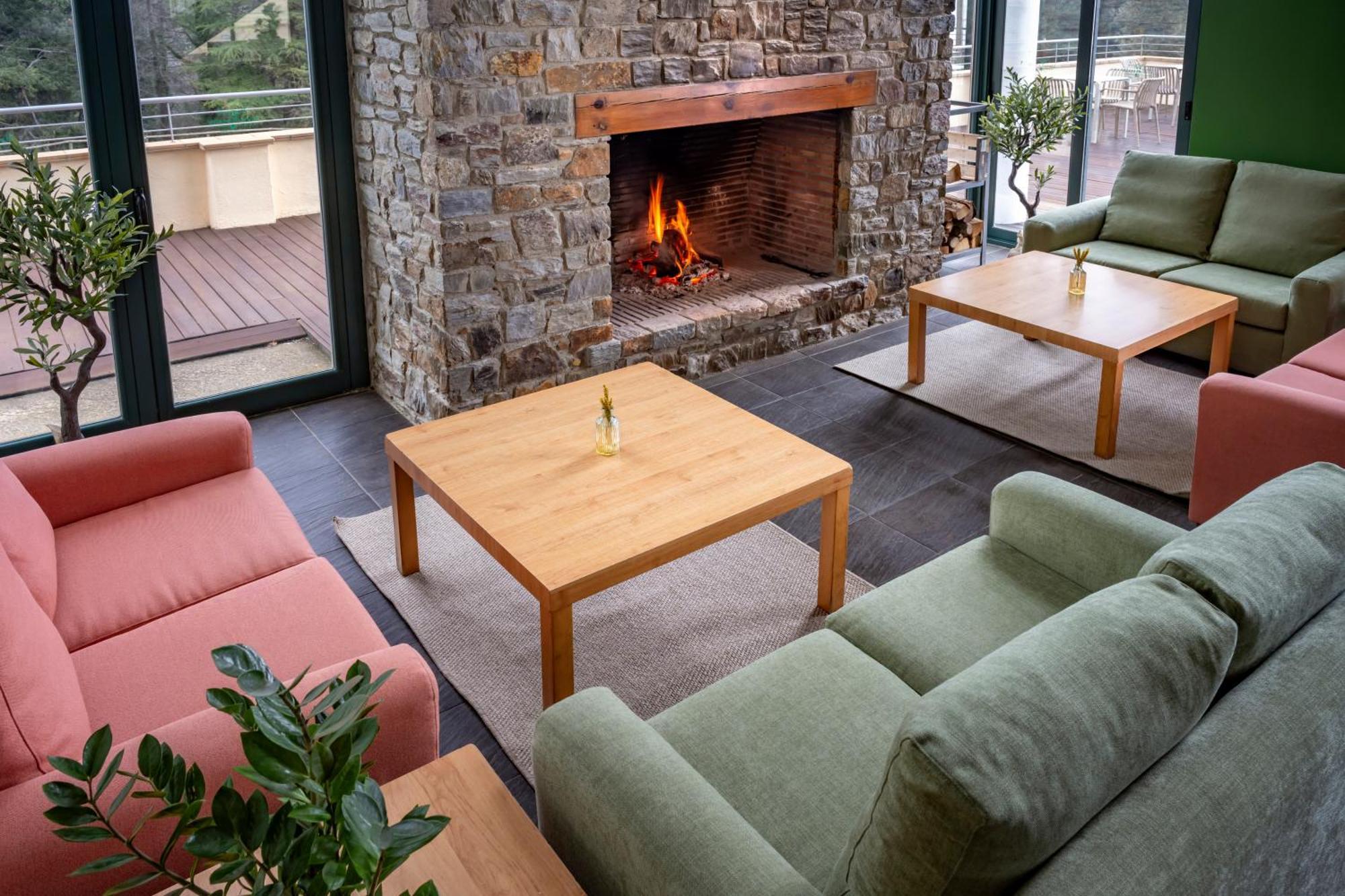 Vilar Rural De Sant Hilari Sacalm By Serhs Hotels Esterno foto